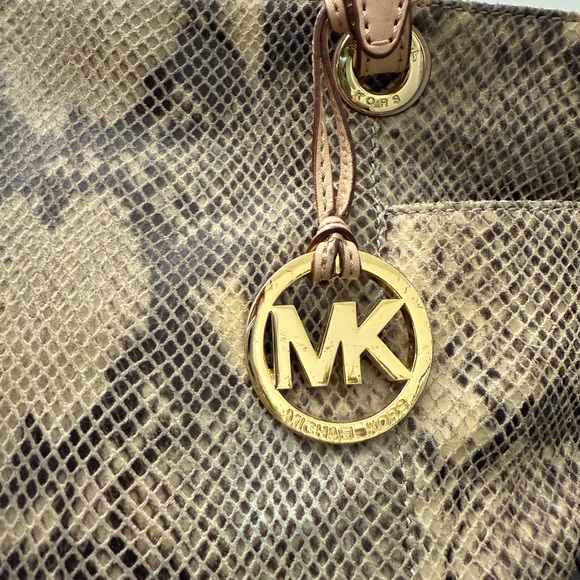 Michael Kors Tan Snake Print Tote Bag - Picture 2 of 16